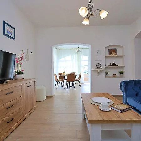 Antoine By Interhome