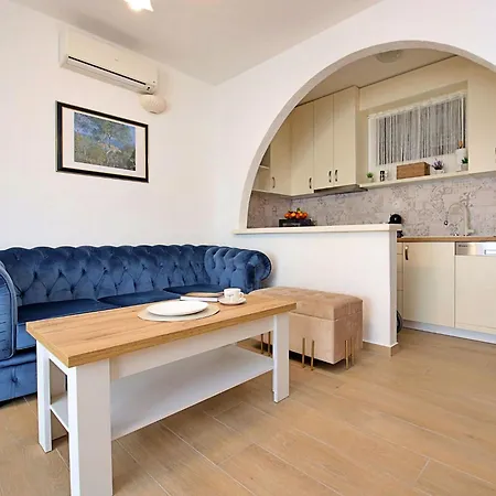 Antoine By Interhome Apartment Marina