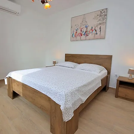 Antoine By Interhome Apartment Marina